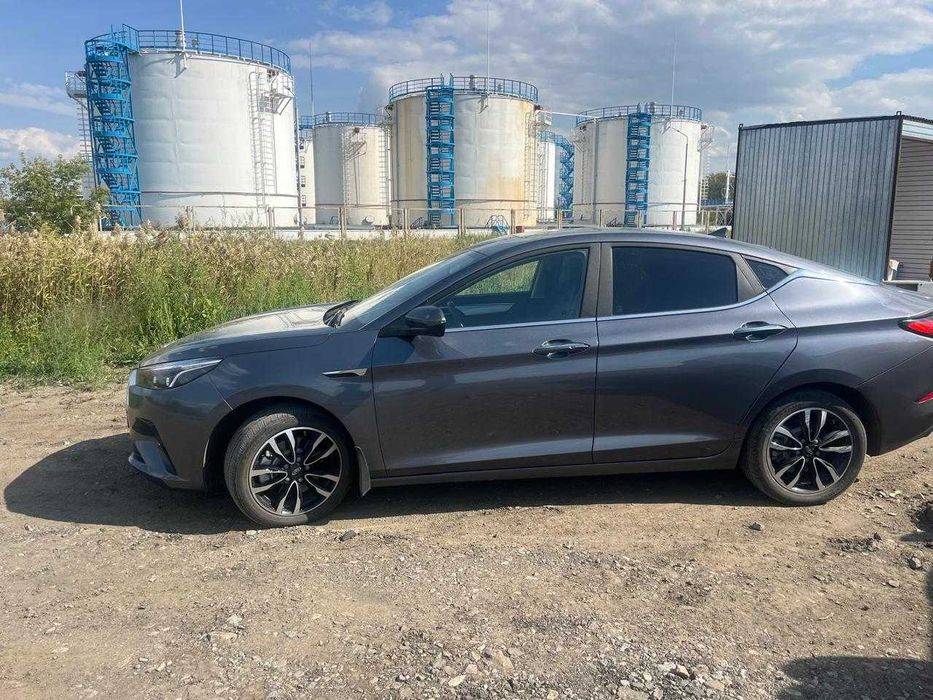 продам легковой автомобиль Jac