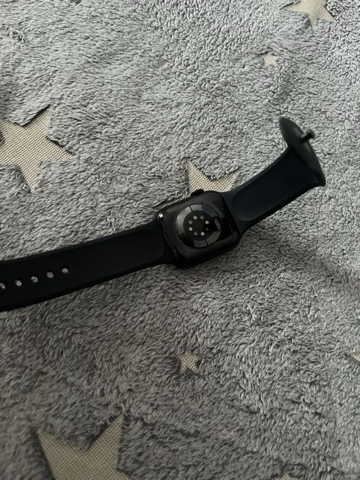 Продам apple watch series 8/s8