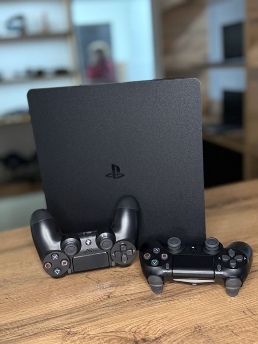 Sony Play Station 4slim