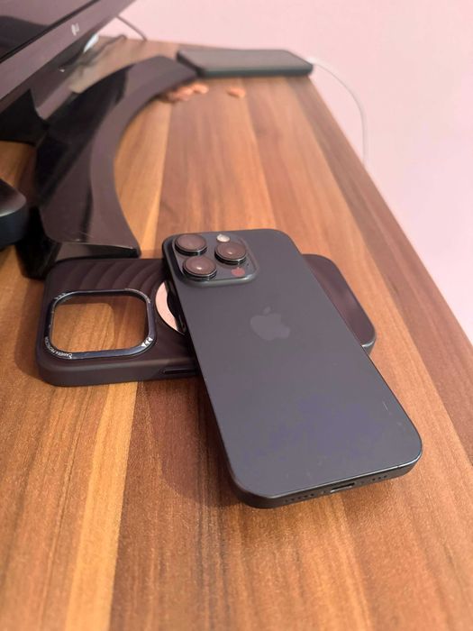 iPhone 15 pro 128 GB