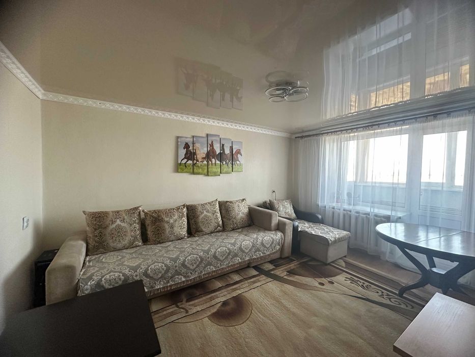 Продам 3-х комнатную квартиру на Бензострое