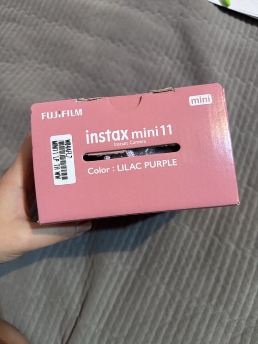Продам Instax mini 11
