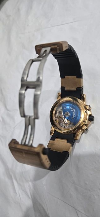 Муж часы Бренд , новый, стильные,