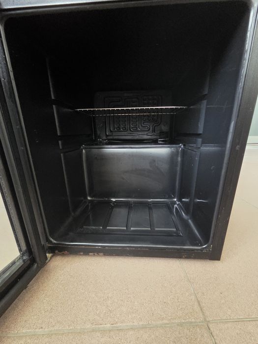 Хладилна витрина  - METRO PROFESIONAL GPC1046 - 46л