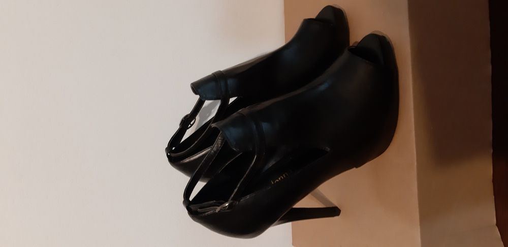 Pantofi Primadonna 36