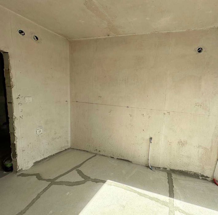 Продава се Двустаен апартамент в Разград, Бели Лом - 65 кв.м за 1224 €/кв.м - Снимка #4