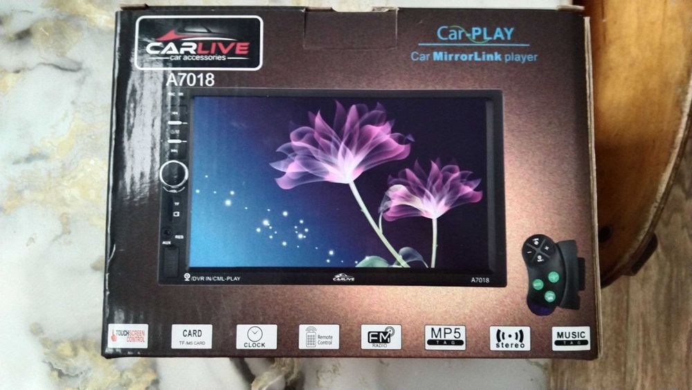 Автомобильная мультимедийная система А7018