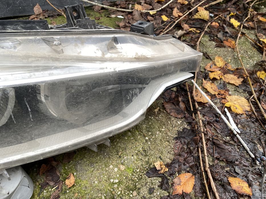 Far BMW seria 3 F30 F31 Facelift 2015 - 2019 far Dreapta led