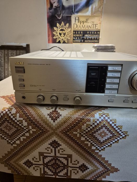 Akai am 32 statie  (akai sony)