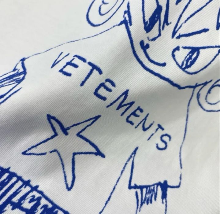 VETEMENTS Drawing T-Shirt