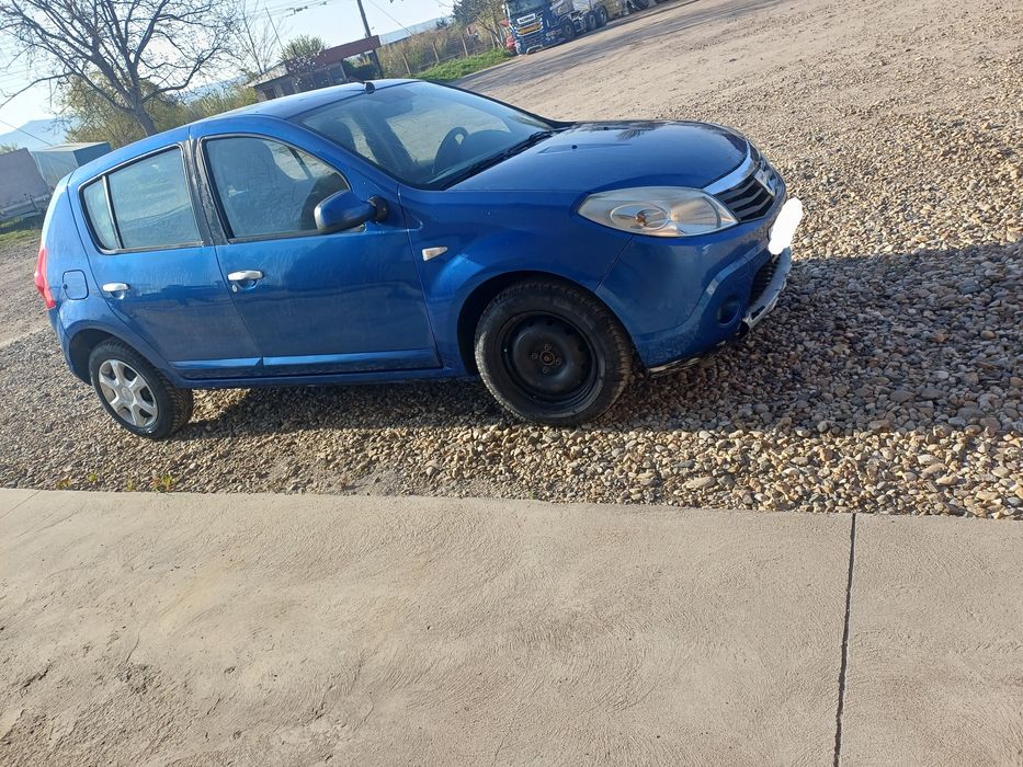 Sandero                .