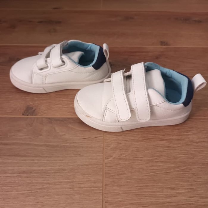 Маратонки и сандали 22, 23 номер