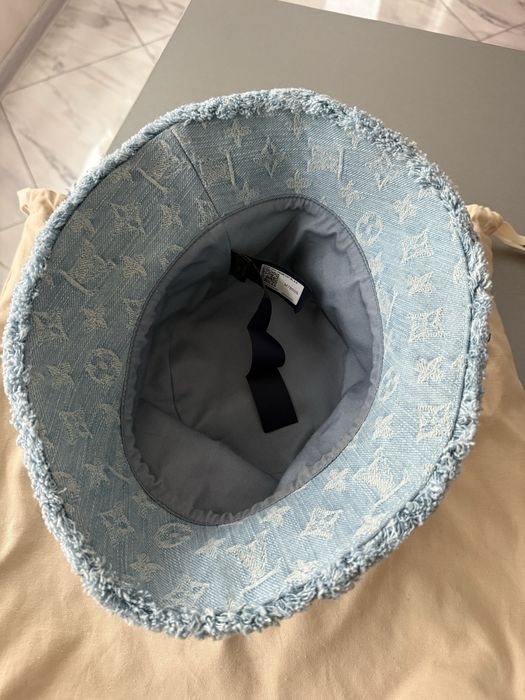 Дънкова шапка Louis Vuitton