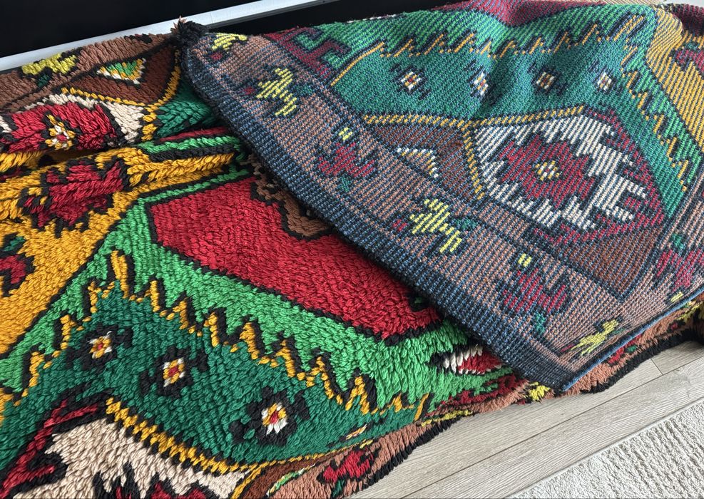 Ръчно тъкан вълнен китеник