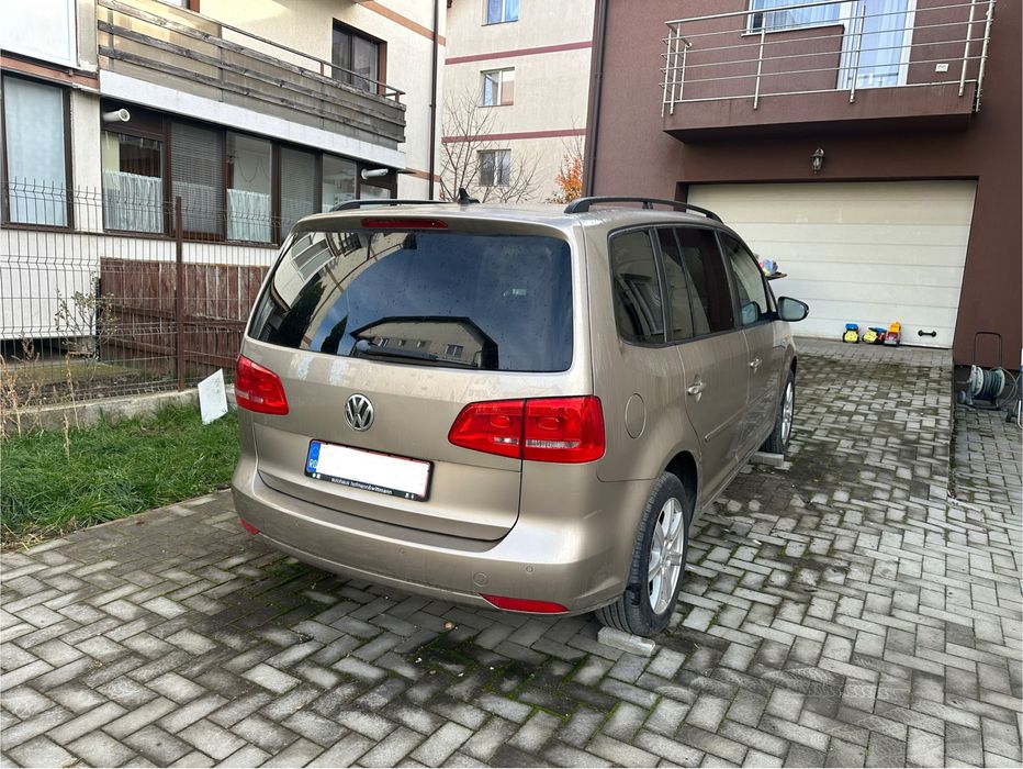 VW Touran pentru dezmembrari