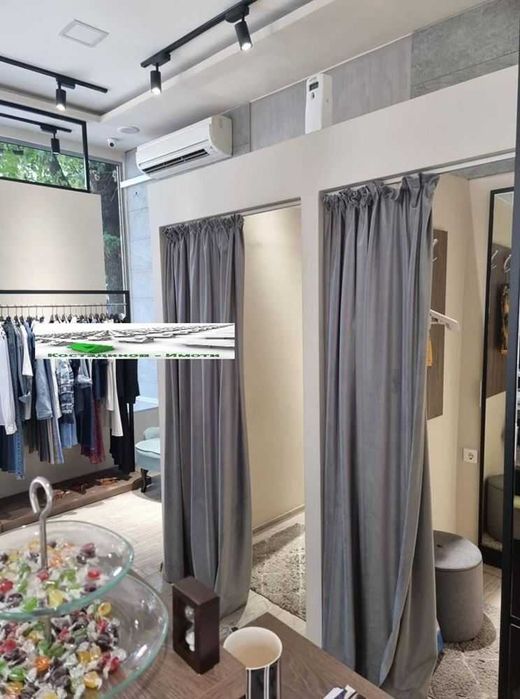 Дава се под наем Магазин в Пловдив, Център - 90 кв.м за 1600 € - Снимка #4
