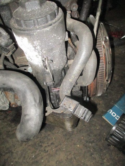 Termoflot racitor ulei Golf 5 A3 SKODA SEAT Caddy motor 2,0 TDI bkd