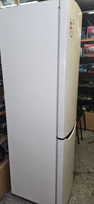 Продам холодильник LG no frost