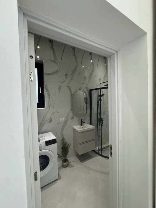 Inchiriez garsoniera centru