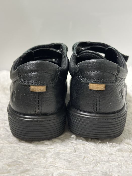 Adidasi din piele Ecco, marimea 29