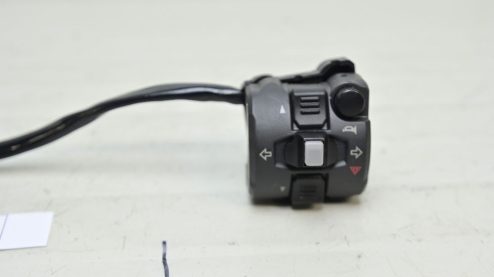 Bloc Comenzi Switch Lumini Stanga Ducati Scrambler Sixty2 400 / 800