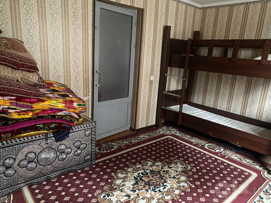 Uch qahramon Parvoz uchastka 60.000 kelishiladi