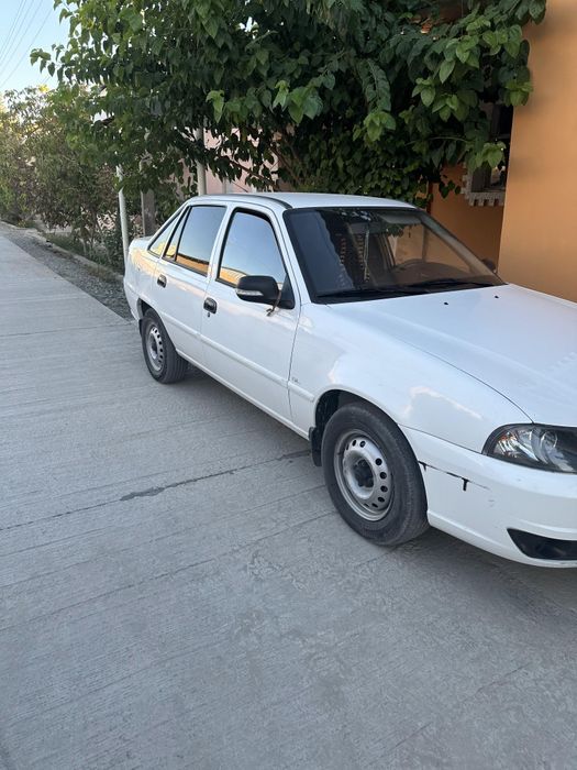 Nexia 2 sroʻchno sotiladi