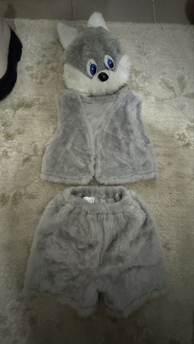 Продам костюмы новогодние