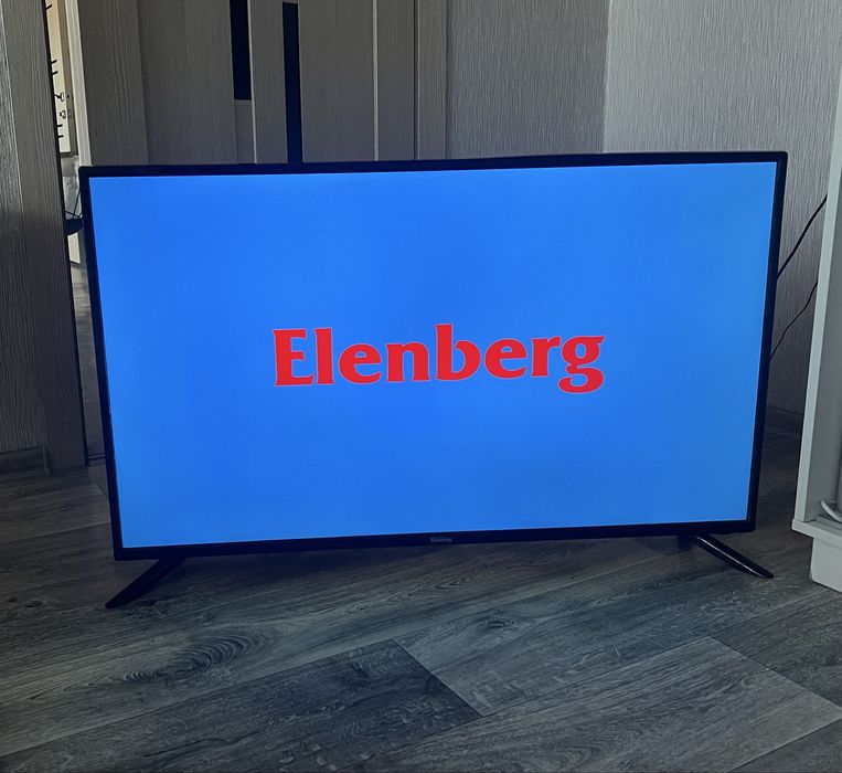 Продаю телевизор Elenberg