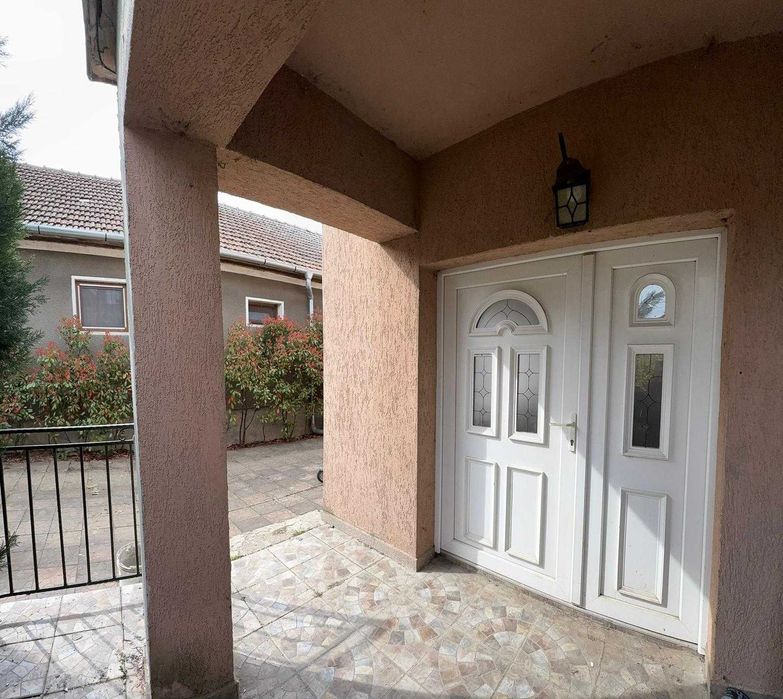 Casa cu etaj si teren de 2800mp la 14km de Oradea