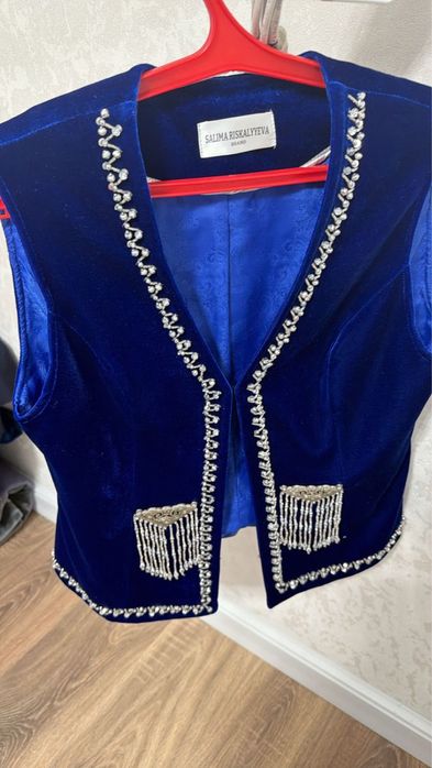 Бешпент, Кажекей и Жадағай