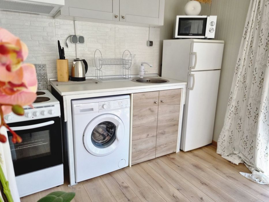 Продава се Къща в Царево - 50 кв.м за 612 €/кв.м - Снимка #4