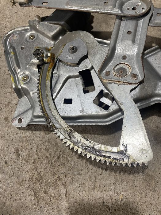 Задние электро BMW e34