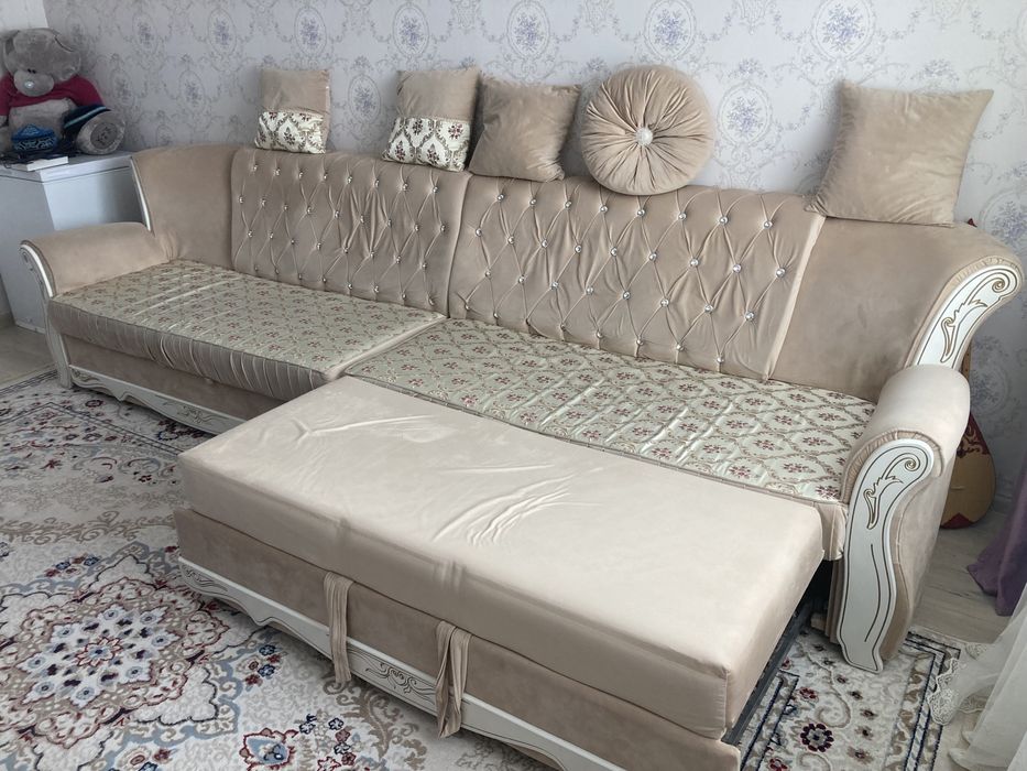 Диван для гостинный