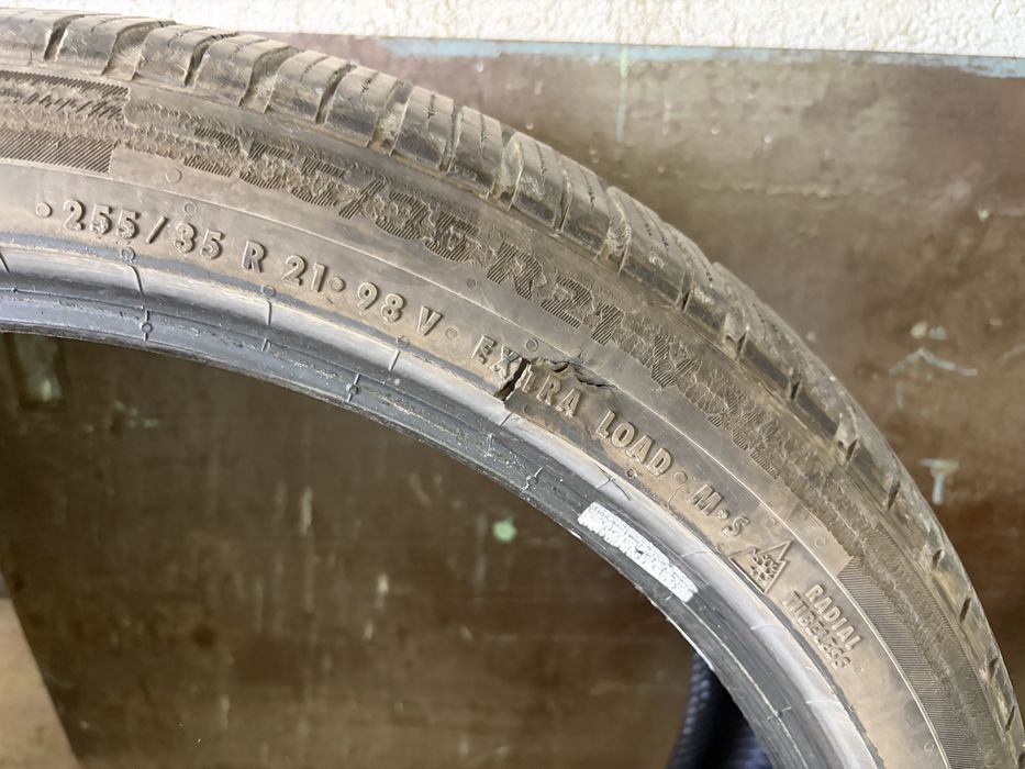 255 35 21 Continental winter