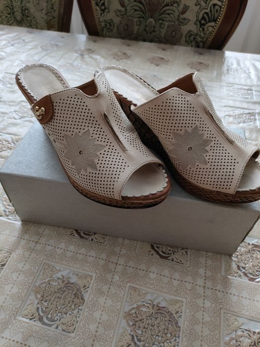 Продам  обувь САБО