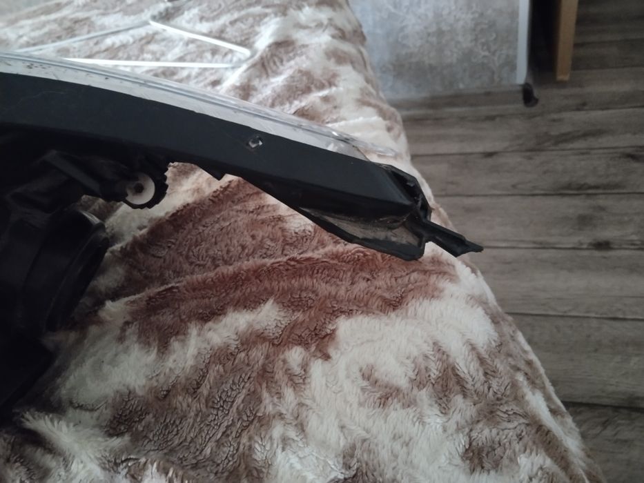 Фара на шевролет кобальт