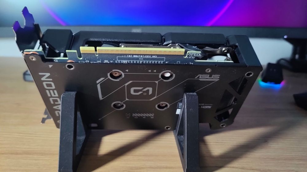 Placa video - ASUS Dual Radeon RX9060XT 8Gb