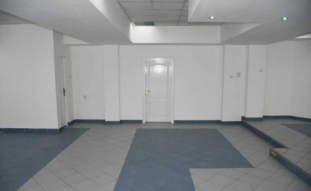 Vand/inchiriez spatiu comercial zona ultracentrala Rm.Valcea