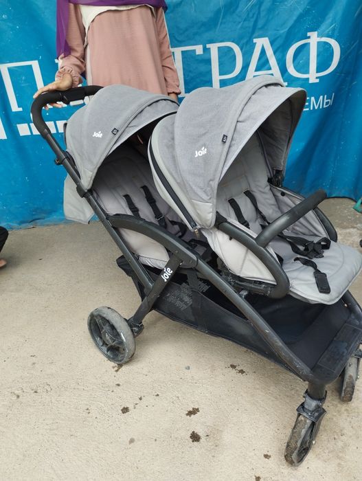 Коляски. 25000 тг