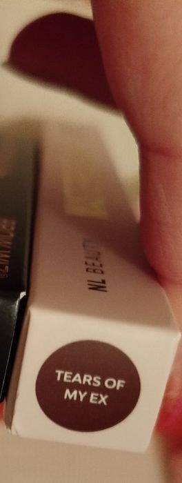 Нов комплект козметика