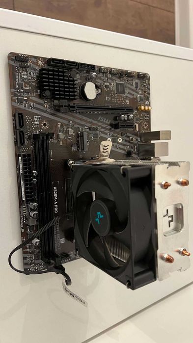 AMD Ryzen 7 5800X 8-Core + MSI A520M-A PRO