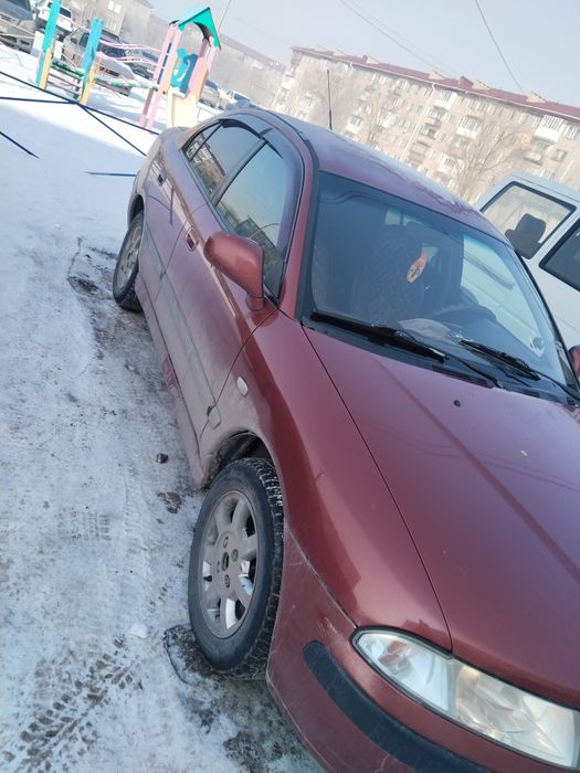 Продаю машину норм состояние