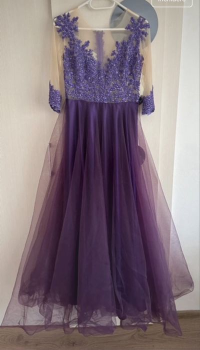 Rochie lungă, elegantă