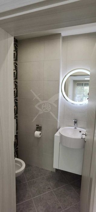 Дава се под наем Офис в Пловдив, Център - 130 кв.м за 1580.49 € - Снимка #3