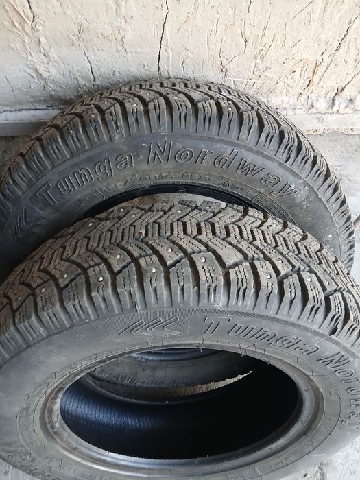 Шины  продам срочно