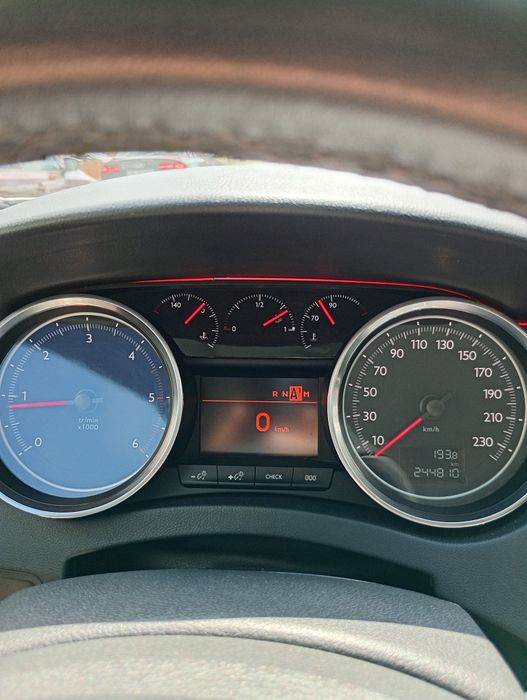 Vând Peugeot 508