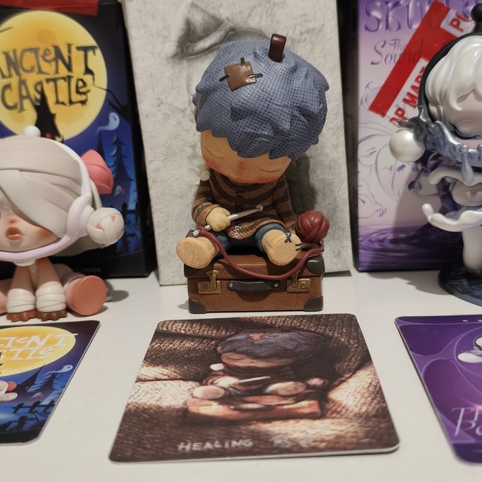 оригинальные фигурки поп март