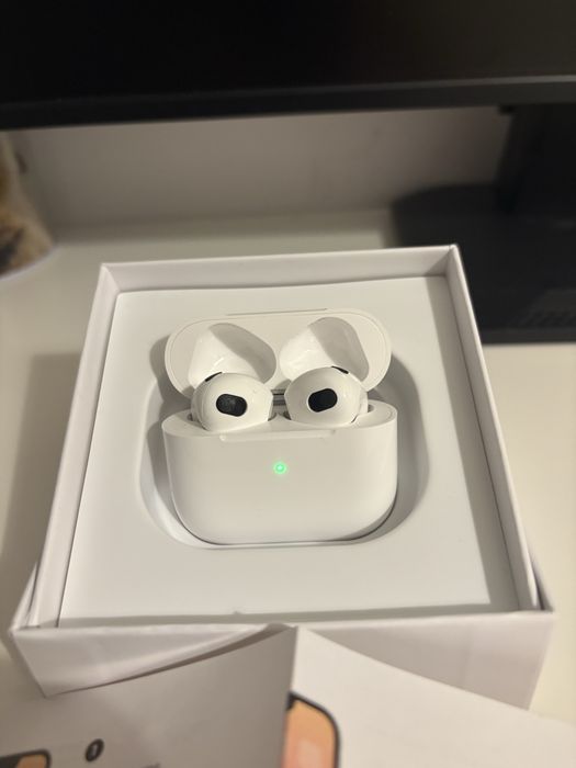Airpods 3 simplu