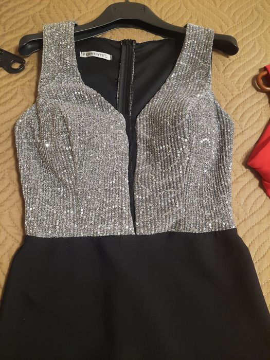 Дамски рокли размер М